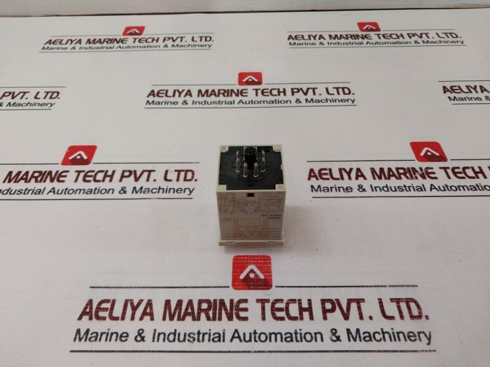 Omron H3CR-A8 Timer 100-240VAC/100-125VDC