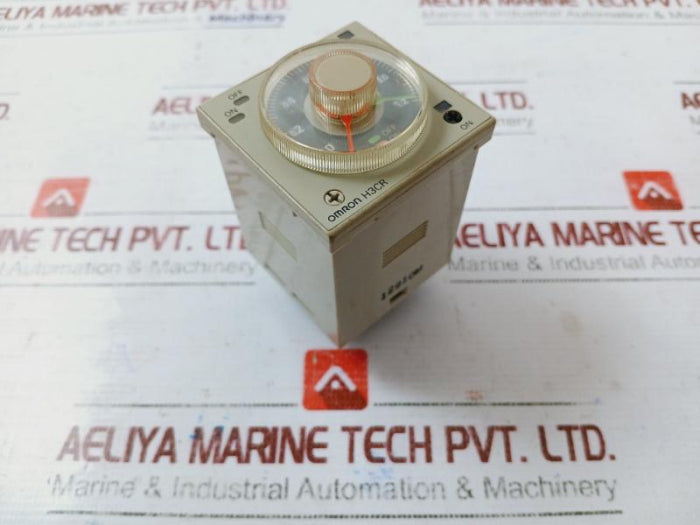Omron H3Cr-f8 Series Din Rail Panel Mount Timer Relay 100-240Vac 50/60Hz
