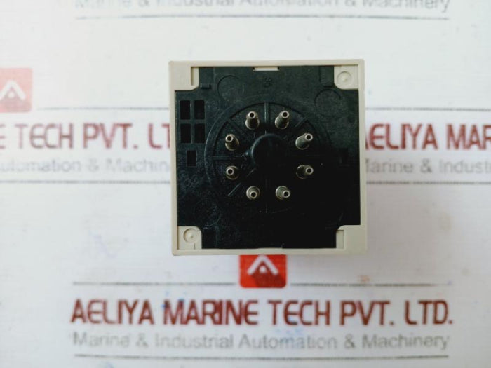 Omron H3Cr-f8 Series Din Rail Panel Mount Timer Relay 100-240Vac 50/60Hz