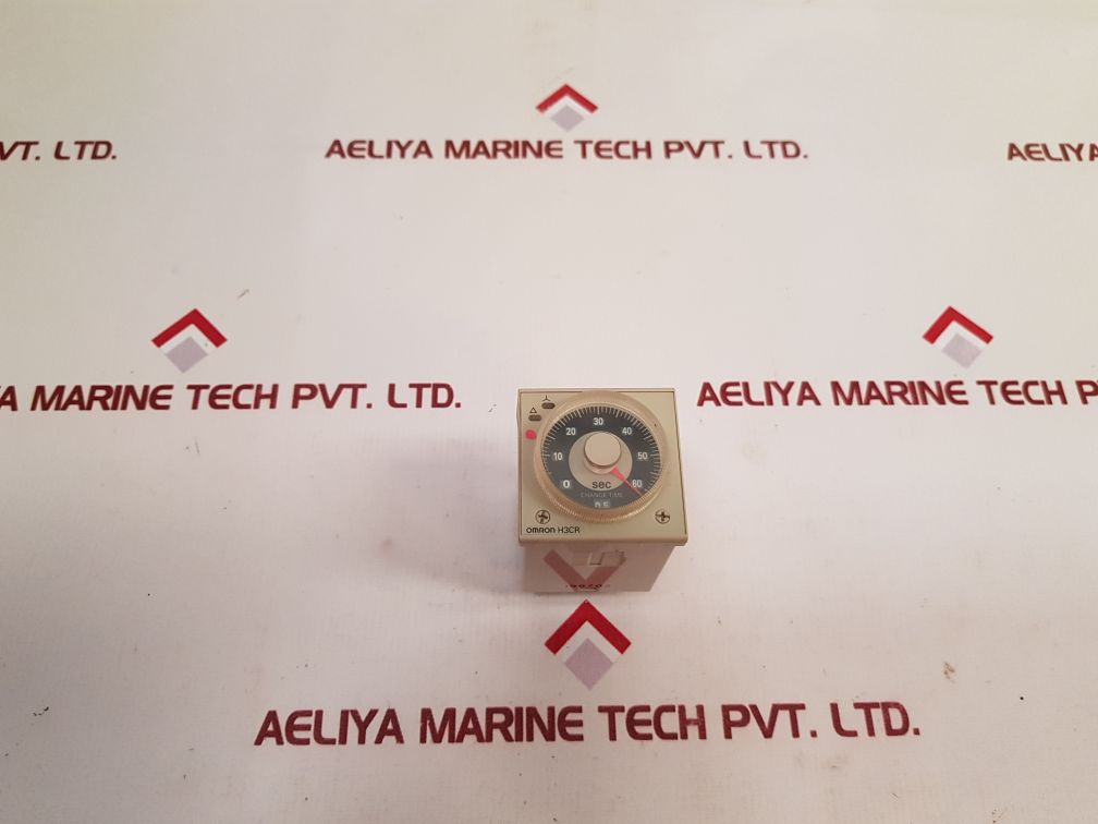 Omron H3Cr-g8L Solid State Timer