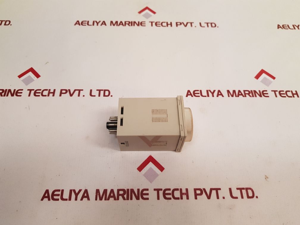 Omron H3Cr-g8L Solid State Timer , 5A 250Vac