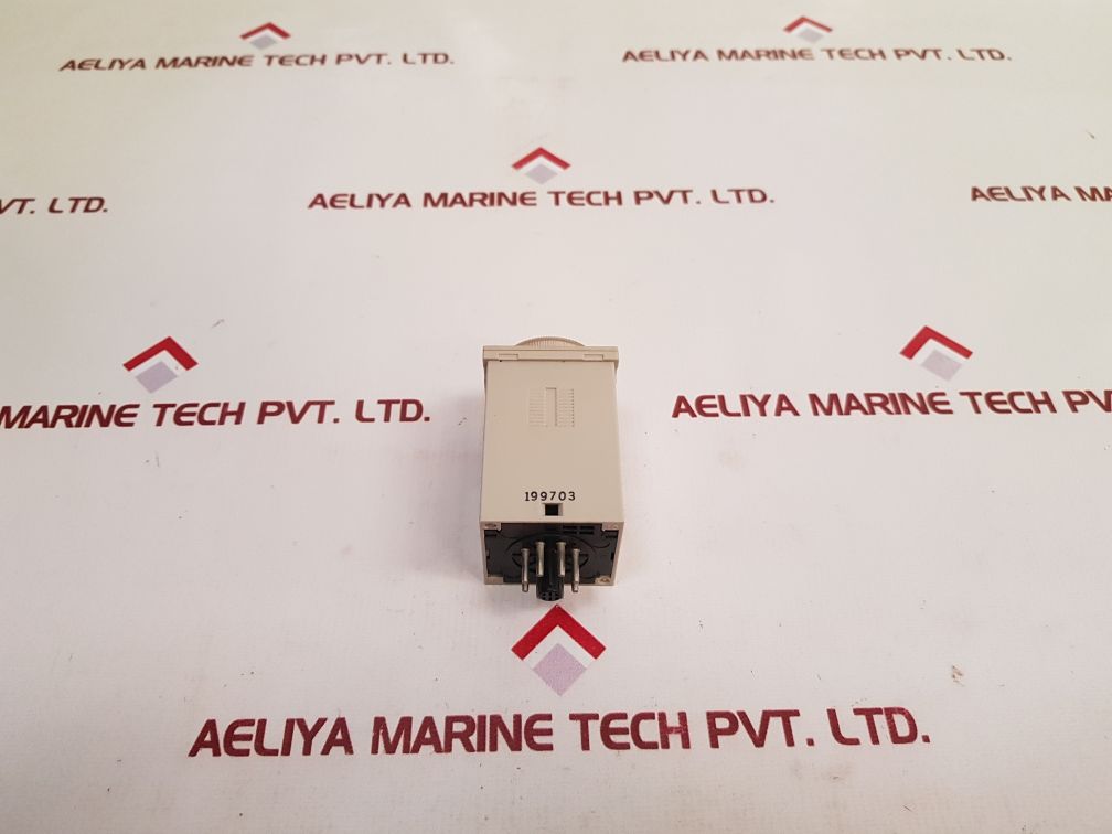 Omron H3Cr-g8L Solid State Timer , 5A 250Vac