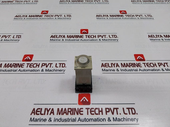 Omron H3Ja-8C Timer Relay With Base 5A 250Vac Resistive Load