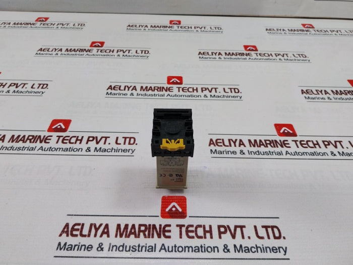 Omron H3Ja-8C Timer Relay With Base 5A 250Vac Resistive Load