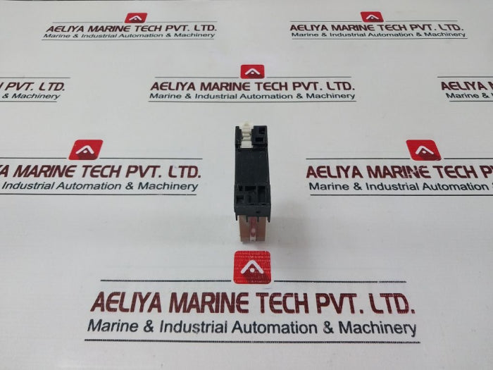 Omron H3Y-2 Timer Relay With Base 110V Ac 0-30 Sec