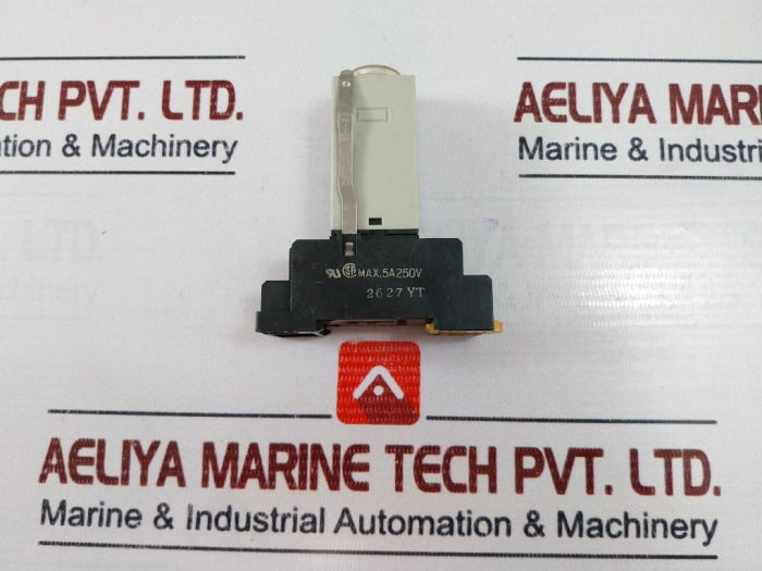 Omron H3Y-2 Timer Relay With Base Ac250V 50/60Hz 0-30Sec