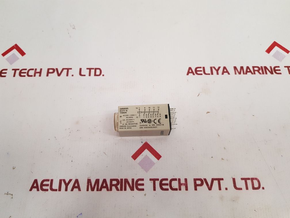 Omron H3Y-4 Timer 30S