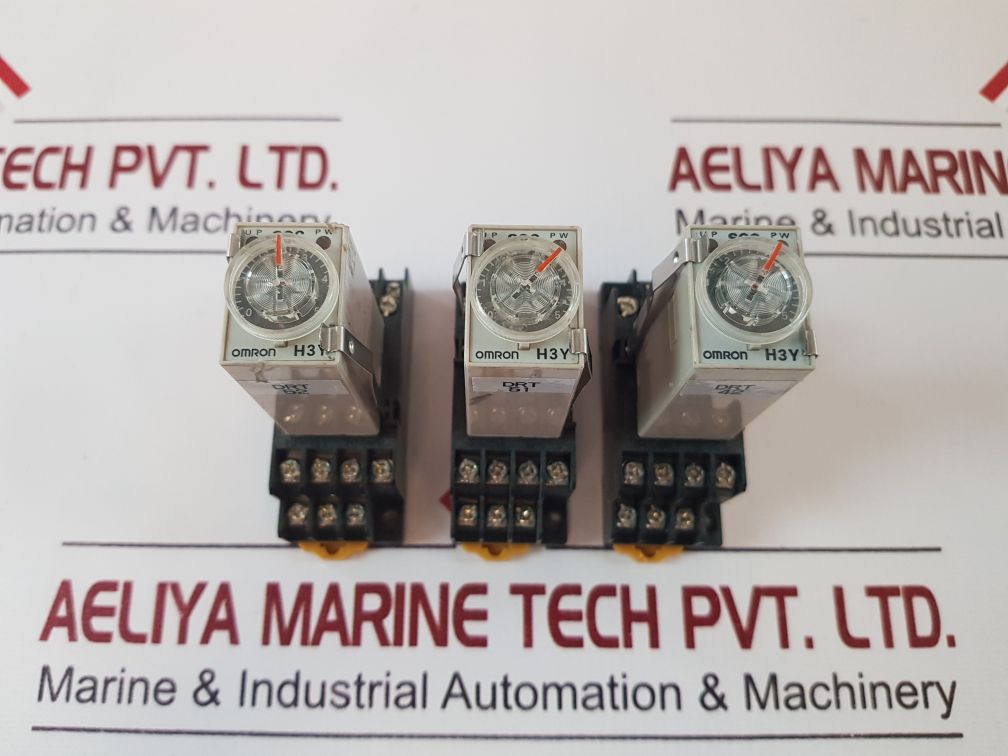 Lot of 4X OMRON H3Y-4 Timer Relay 24VDC 3A Timer 0-5 Sec