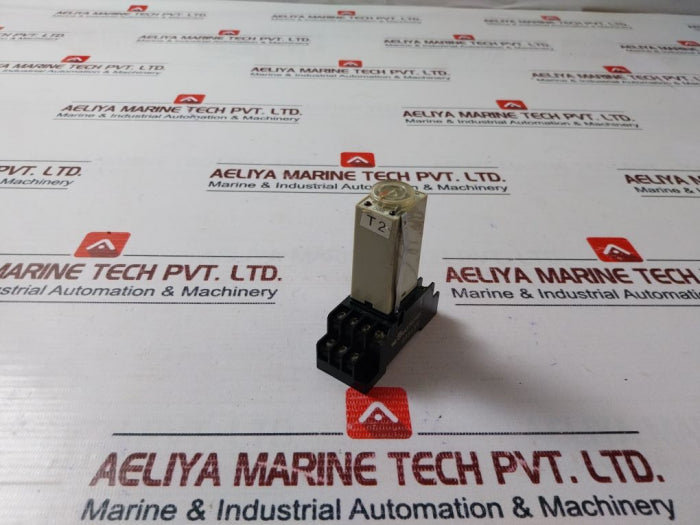 Omron H3Y-4 Timer Base 110 Vac