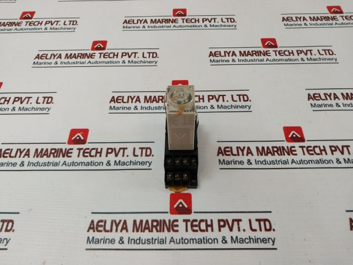 Omron H3Y-4 Timer Relay With Base Ac100-120V 50/60Hz