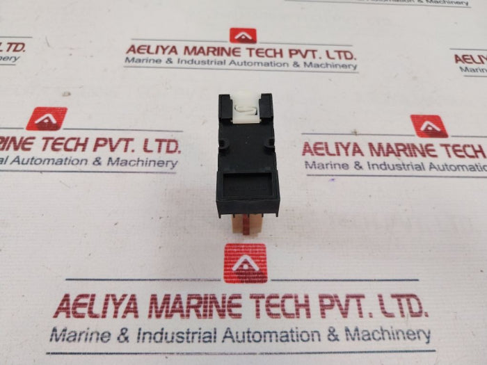 Omron H3Y-4 Timer with Base 0-30 Sec 220VAC 50/60Hz