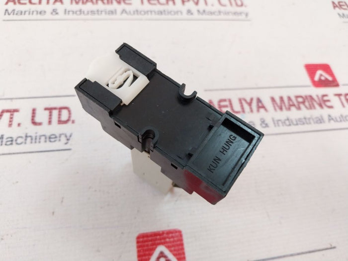 Omron H3Y-4 Timer With Base 0-30 Sec 220Vac 50/60Hz