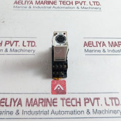 Omron H3Y-4 Timer With Base 0-30 Sec 110Vac