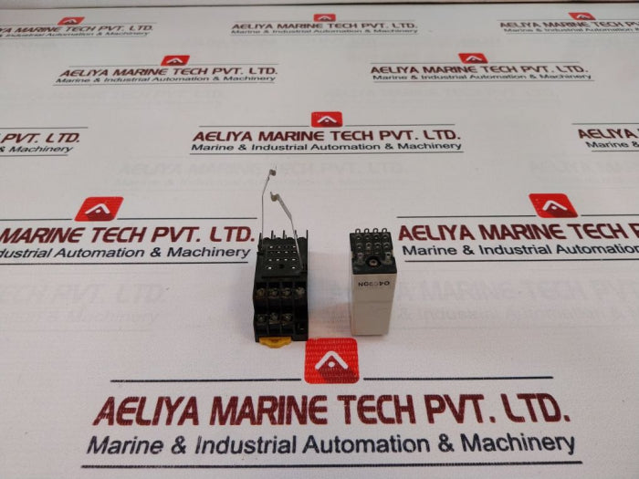Omron H3Yn-4 Timer Relay With Base Ac100-120V 1S-10M