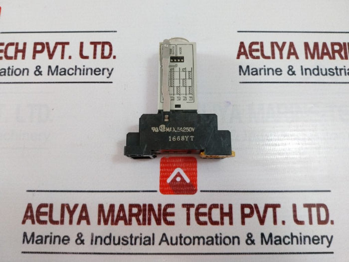 Omron H3Yn-4 Timer Relay With Base Ac100-120V 1S-10M