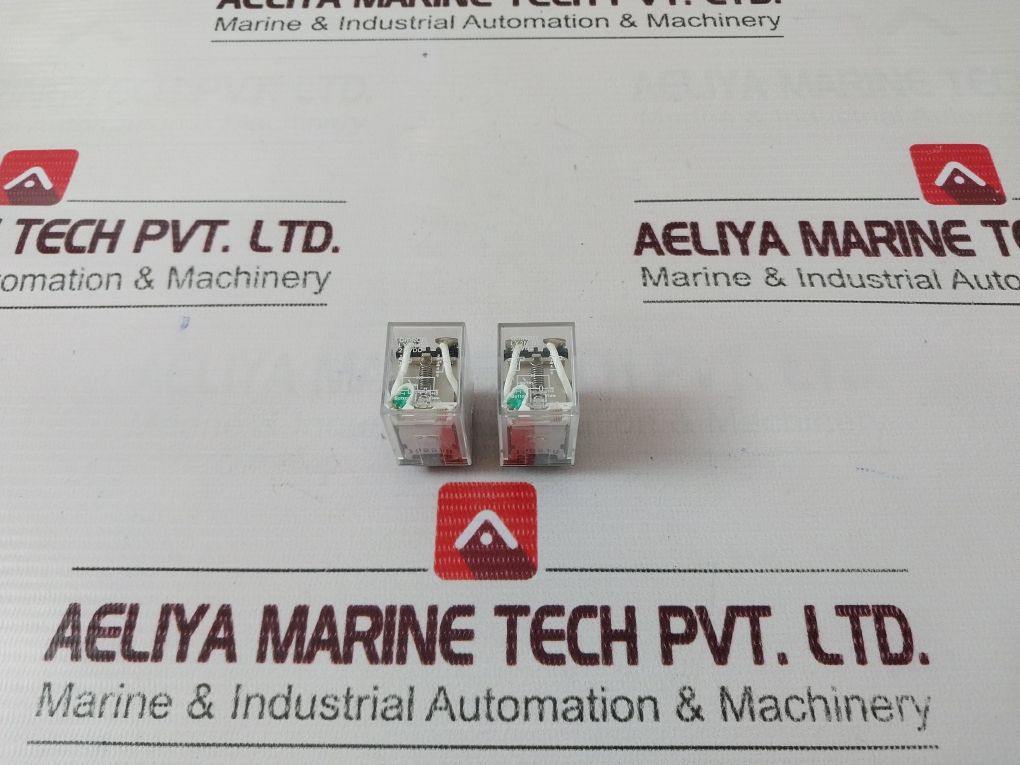 Lot Of 2X Omron Ly2N-d2 General Purpose Relay 12A 240Vac