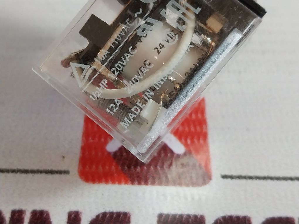 Lot Of 6X Omron Ly2N Relay 12A 240Vac