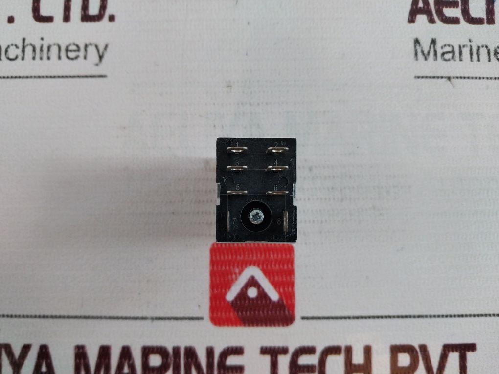Lot Of 6X Omron Ly2N Relay 12A 240Vac