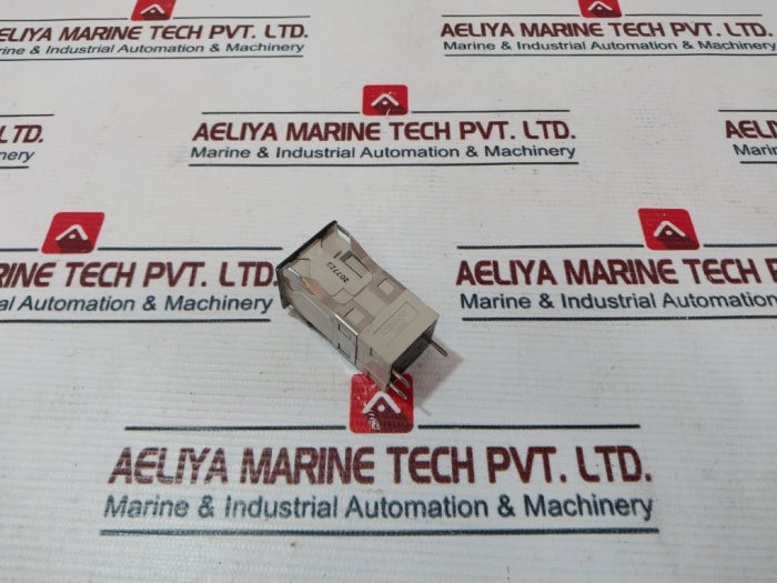 Omron M2Pa-90A11-24E G Lighted Pushbutton Switch 28V/1.2W