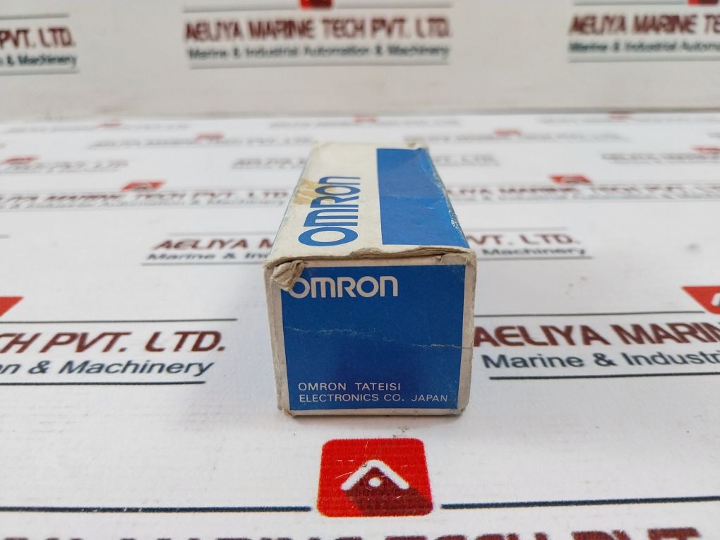 Omron M2Pj-701 Lighted Pushbutton Switch 28V/1.2W