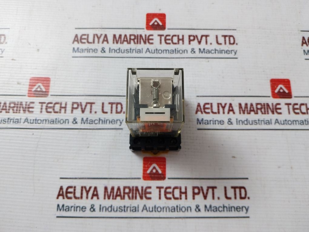 Omron Mk2P-i Cube Relay With Socket Base 10A 250V