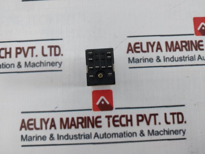 Omron My2K Latching Relay 24 Vac 1958Yh