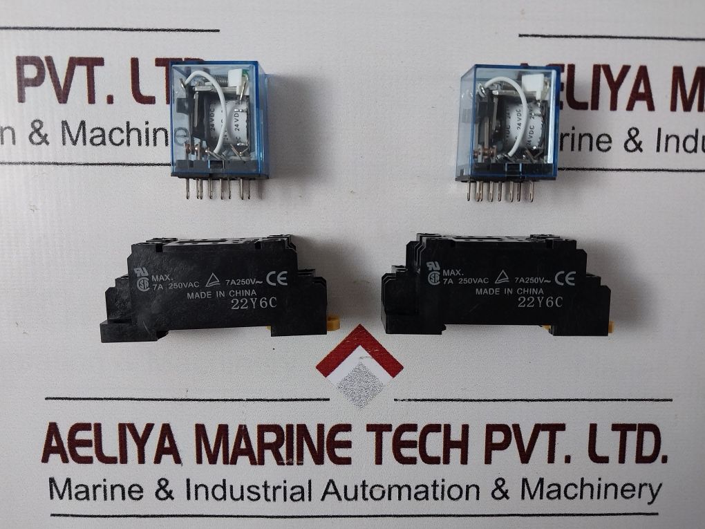 Omron My2N-j Relay With Pyf08A-e Socket 5A 250Vac