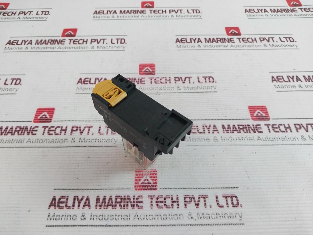 Omron My4In Relay With Base 5A 250Vac