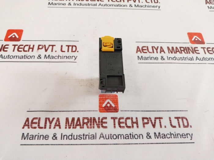 Omron My4nj Coil Power Relay Socket Base 5a 240 V