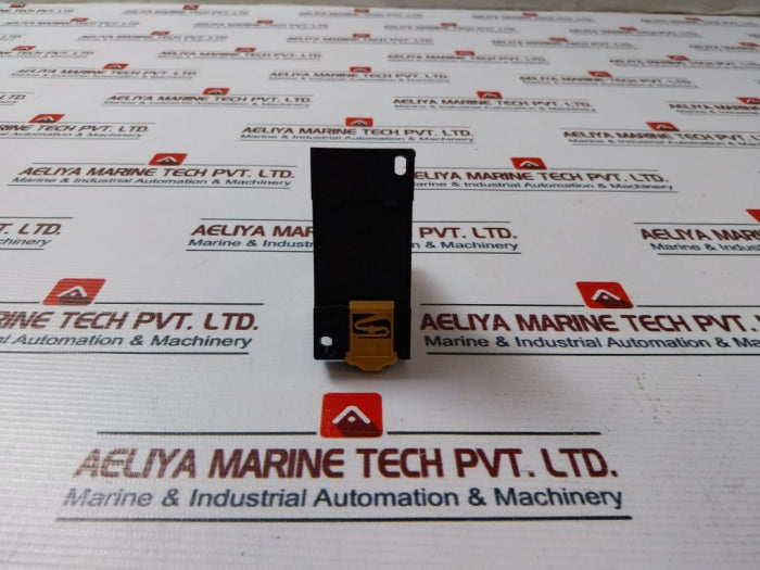 Omron My4Z Relay With Base 200/220Vac Pyf14T, 5A