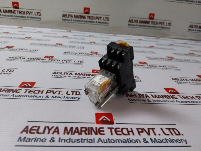 Omron My4Z Relay With Base 200/220Vac Pyf14T, 5A