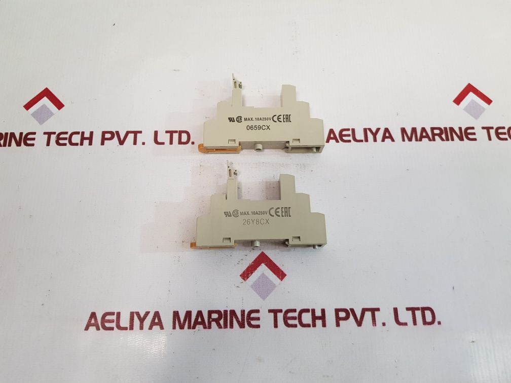 Lot Of 5X Omron P2RF-05-E Relay Socket 10A 250V