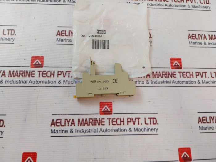 Omron P2Rf-08-e Relay Socket 1311Ew