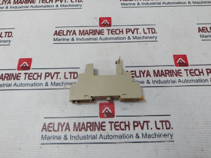 Omron P2Rf-08-e Relay Socket Base 5A 250V