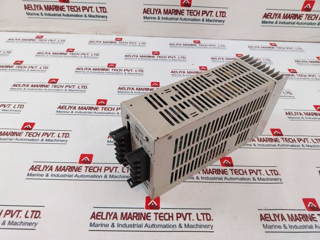 Omron S82F-1524 Power Supply Ac 100-120V 200-240V 3.5A 50/60Hz