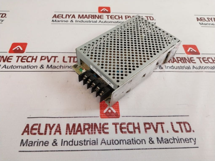 Omron S82J-05024D Power Supply Input 100-240V AC