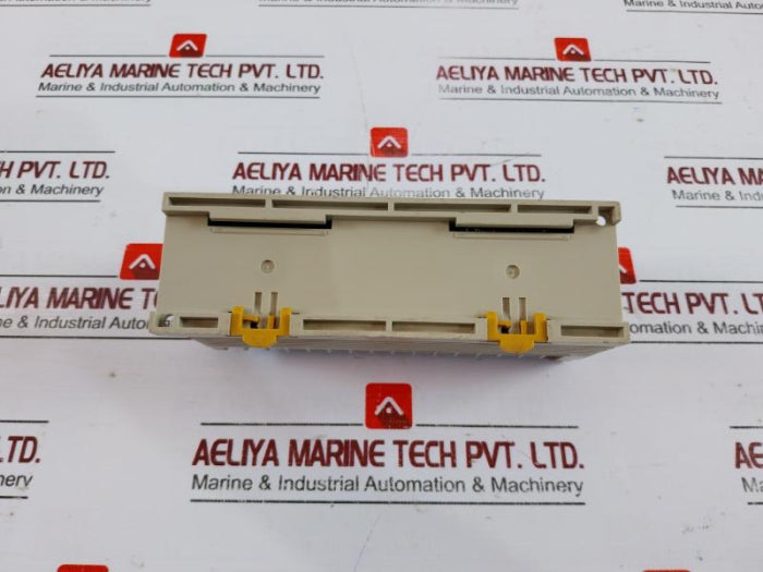 Omron Sk20-c2Dr-d Programmable Controller 24Vdc 10W 2A