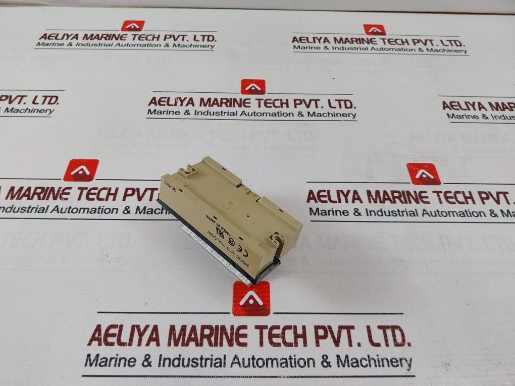 Omron Srt2-id16-1 Analog Output Module 24 Vdc
