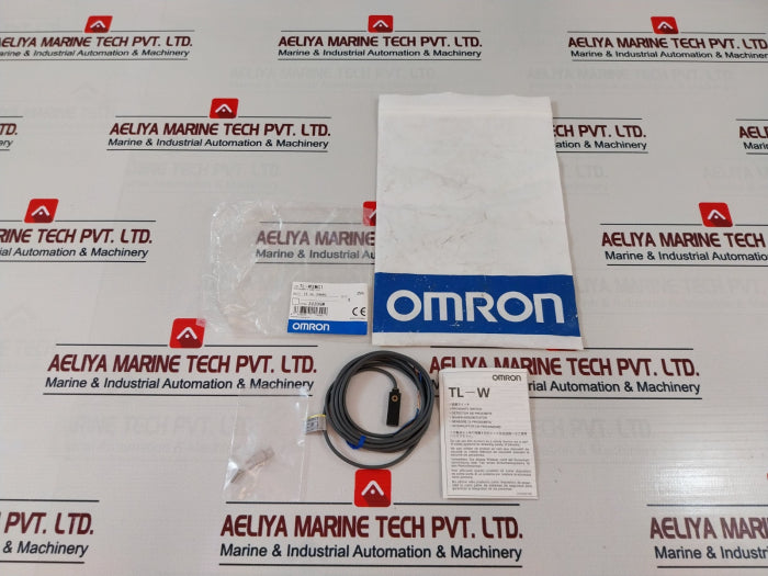 Omron Tl-w3Mc1 Proximity Switch Sensor