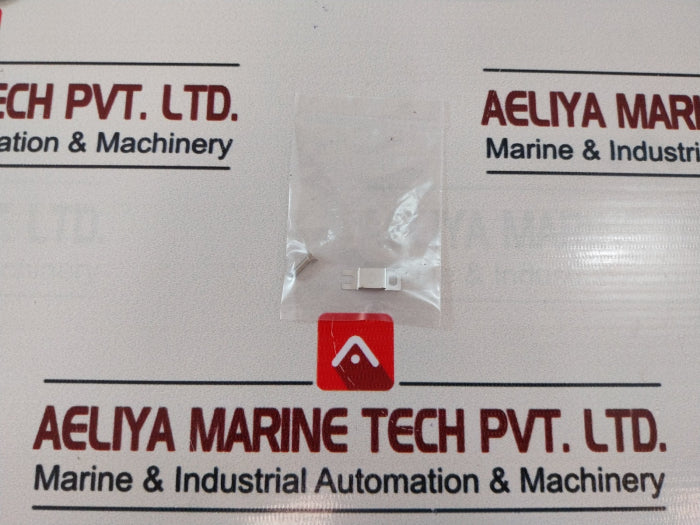 Omron Tl-w3Mc1 Proximity Switch Sensor 12 To 24Vdc