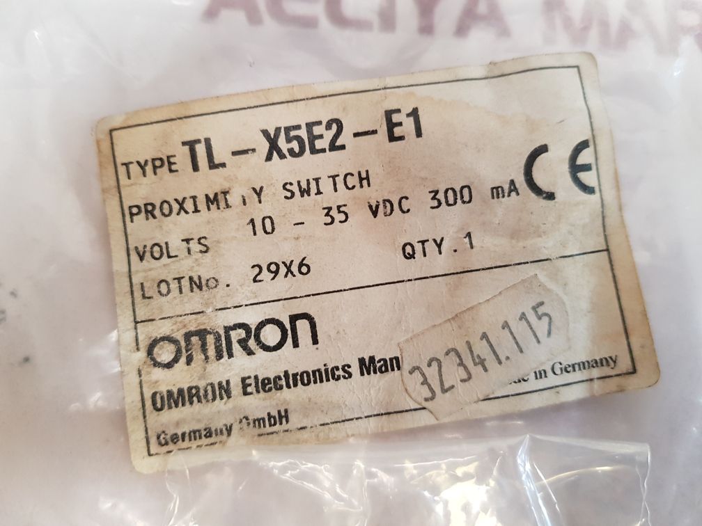 Omron Tl-x5E2-e1 Proximity Switch
