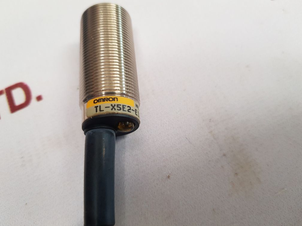 Omron Tl-x5E2-e1 Proximity Switch