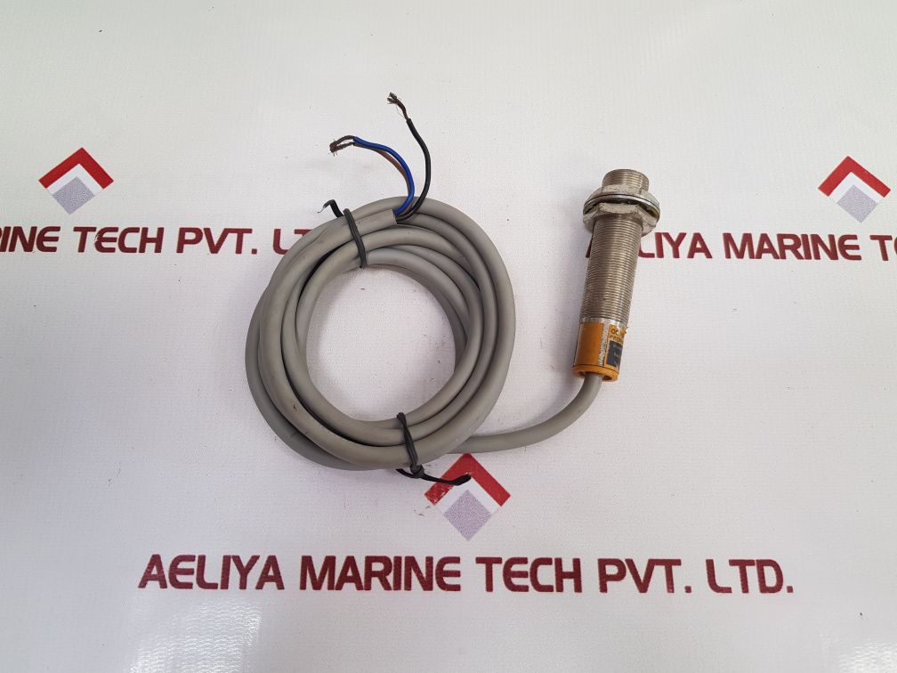 Omron Tl-xp5-g Proximity Switch