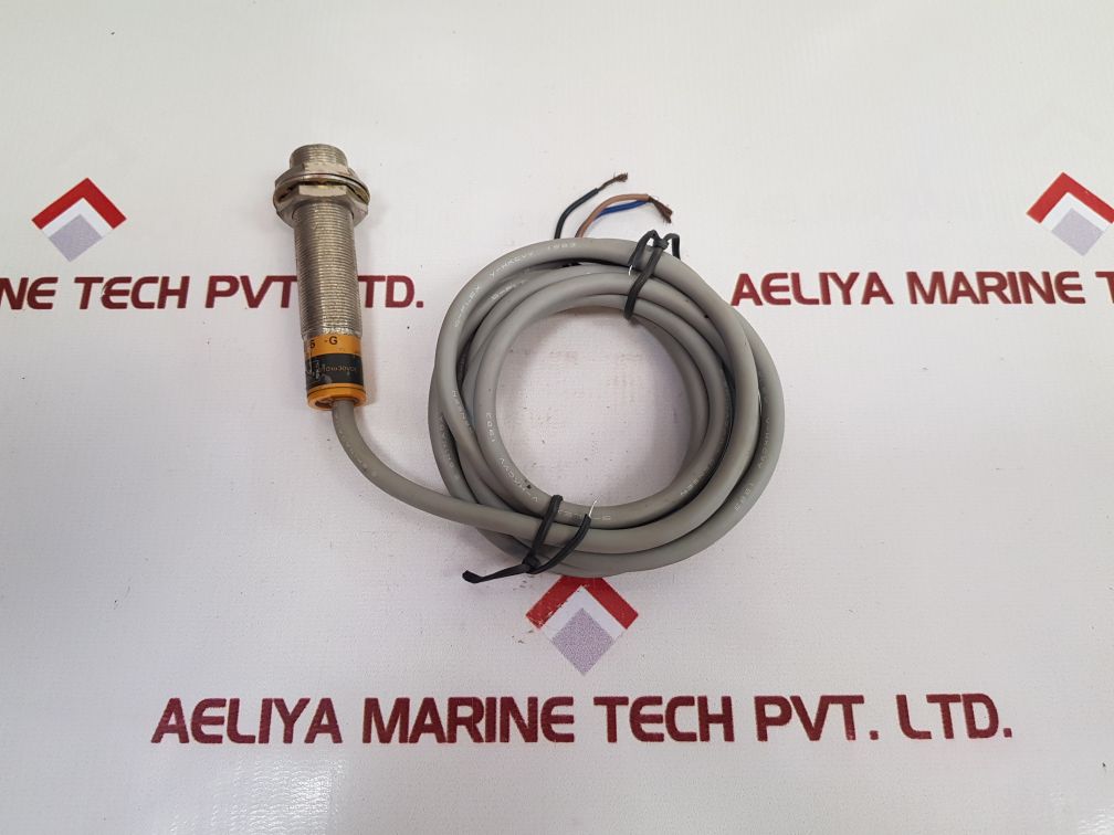 Omron Tl-xp5-g Proximity Switch
