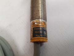 Omron Tl-xp5-g Proximity Switch With Cable 10 To 30 Vdc