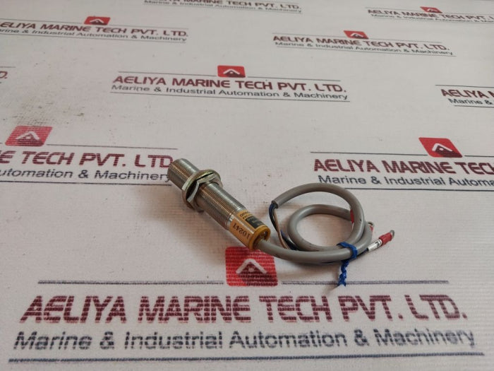 Omron Tl-xp5 Proximity Switch 200Ma Max 10 To 30Vdc