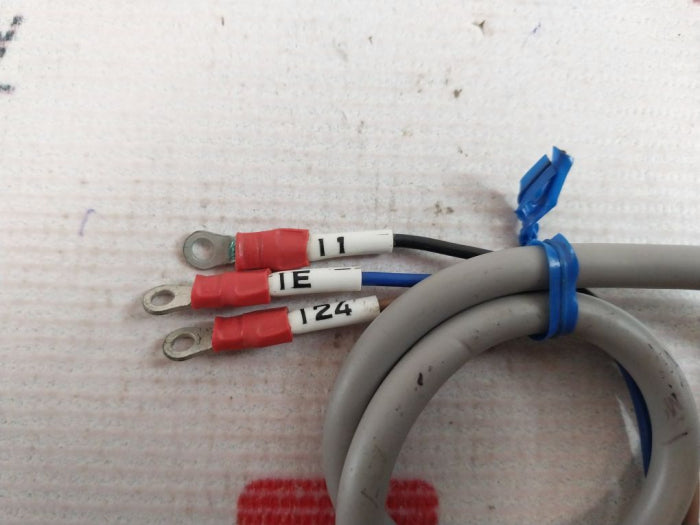 Omron Tl-xp5 Proximity Switch 10 To 30Vdc 200Ma 1024T