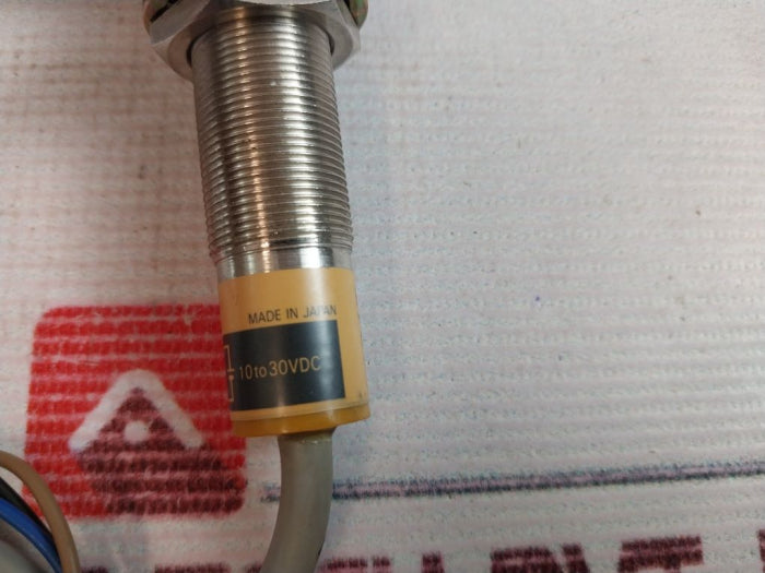 Omron Tl-xp5 Proximity Switch 10 To 30Vdc 200Ma 1024T