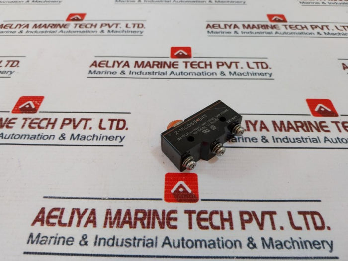 Omron Z-15Gd55-b4T Microswitch 1/4A 250Vdc