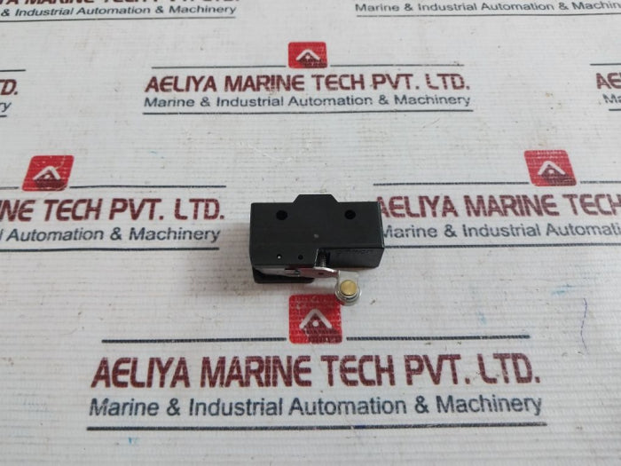 Omron Z-15Gw22S-b Basic Switch 15A 250V